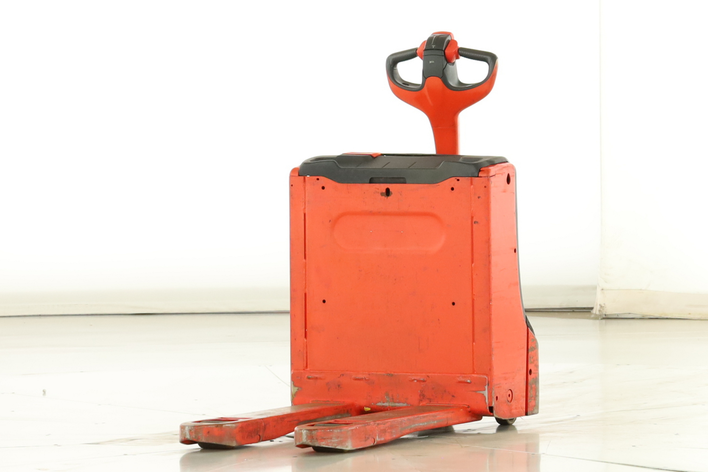 176589 Linde T-16 (1152)