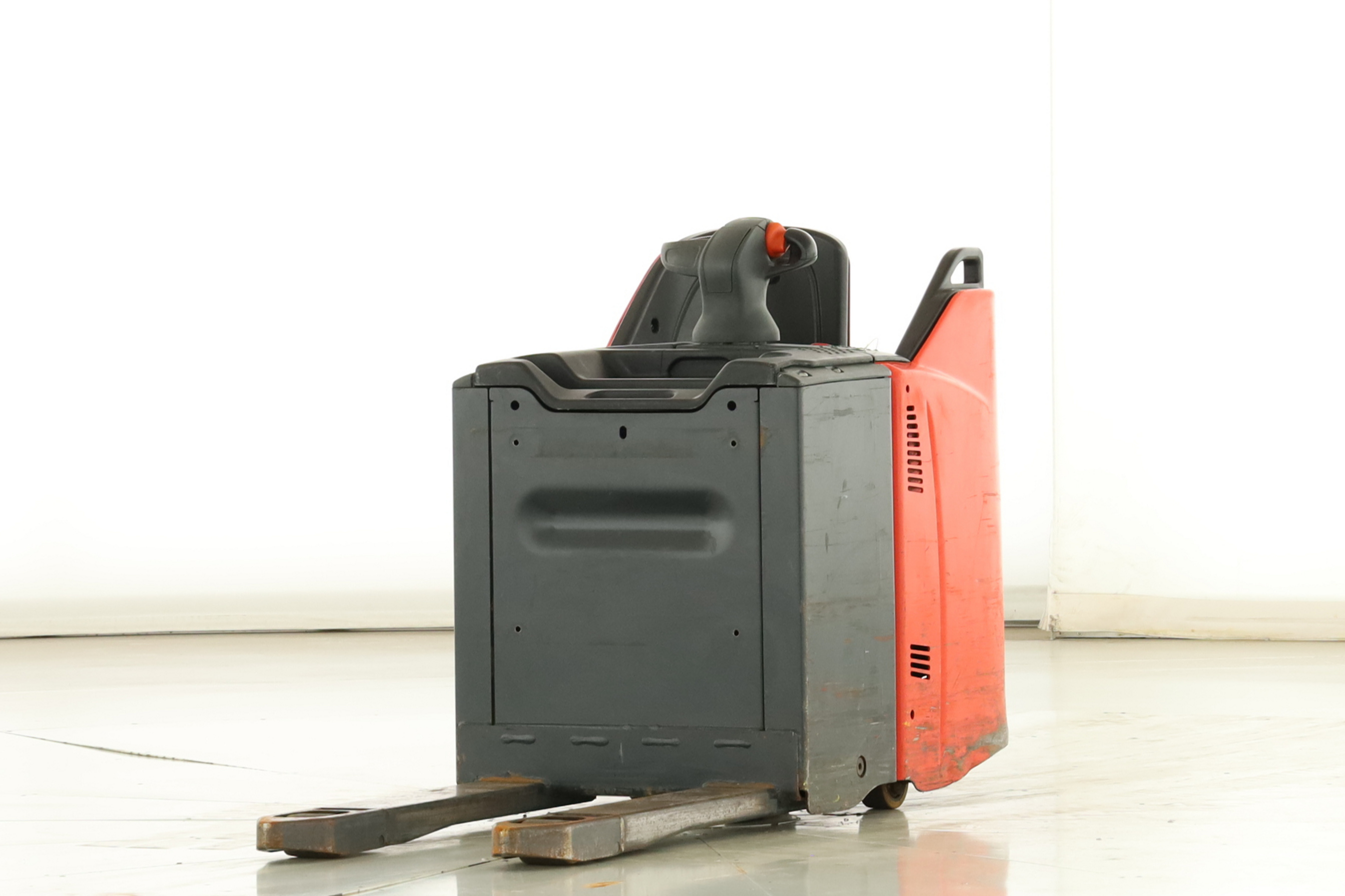 176596 Linde T-20-SP-02 (131)