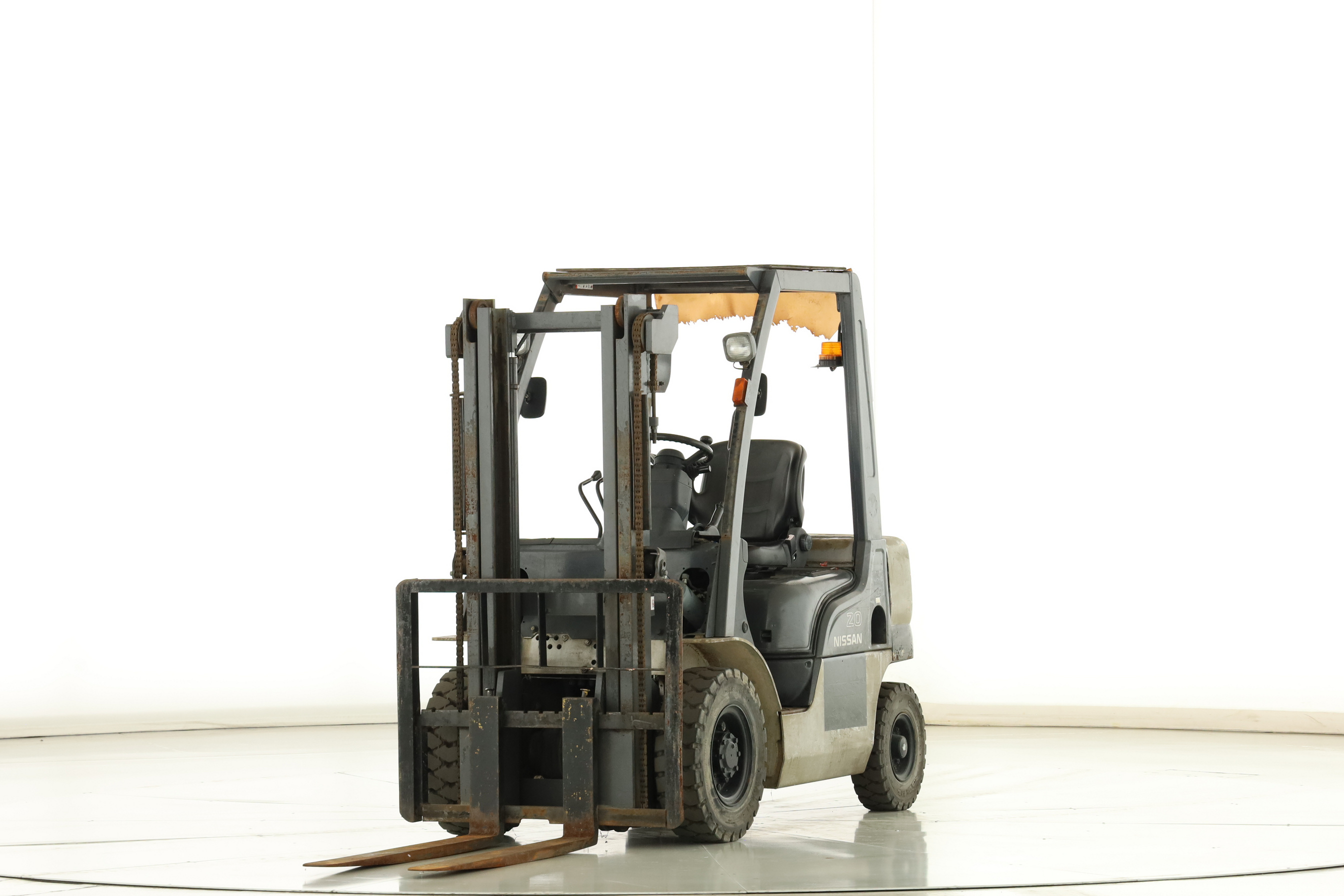 176616 Nissan YL-02-A-20