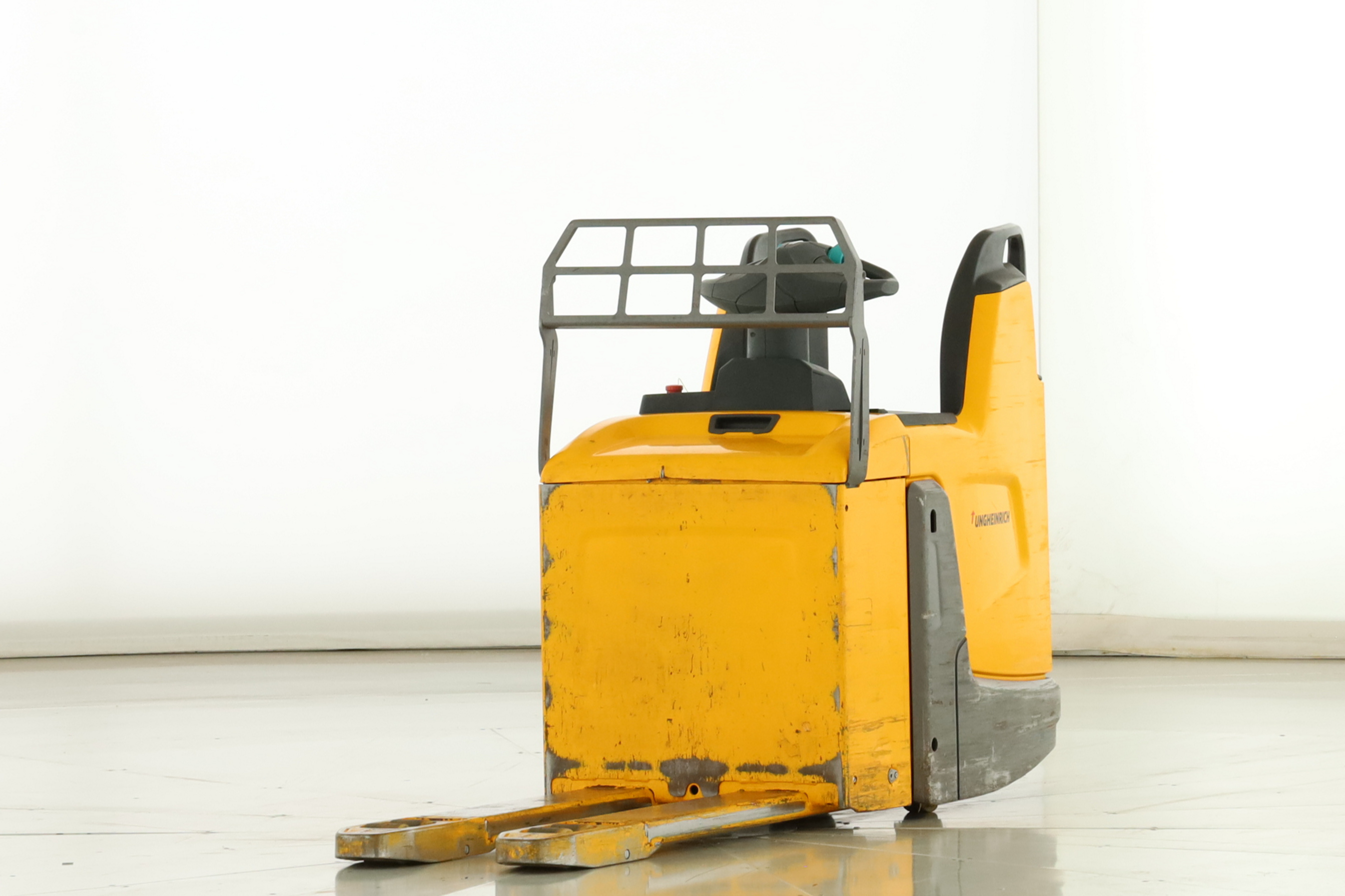 176650 Jungheinrich ERE-225-DRIVE PLUS