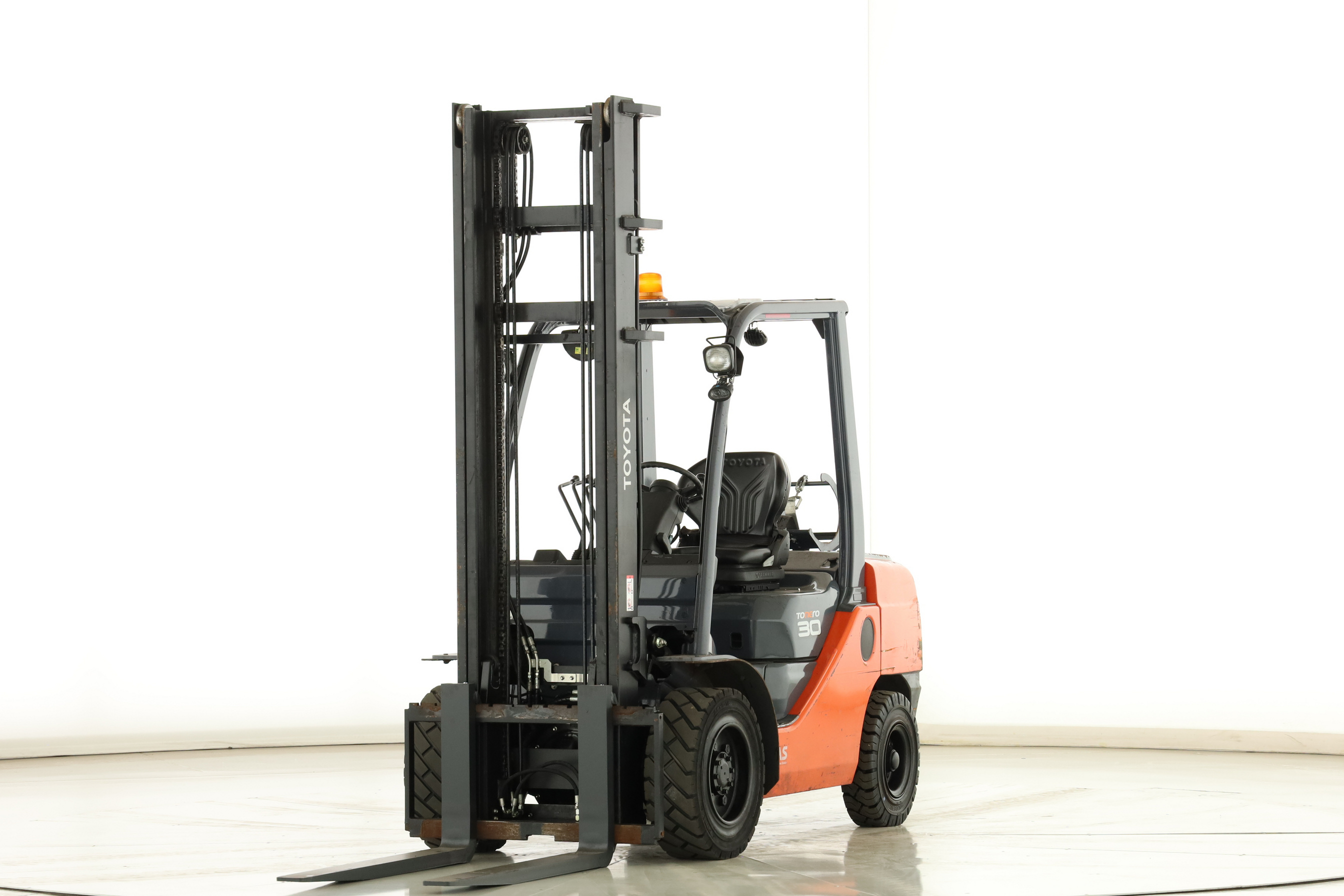 176660 Toyota 02-8-FGF-30