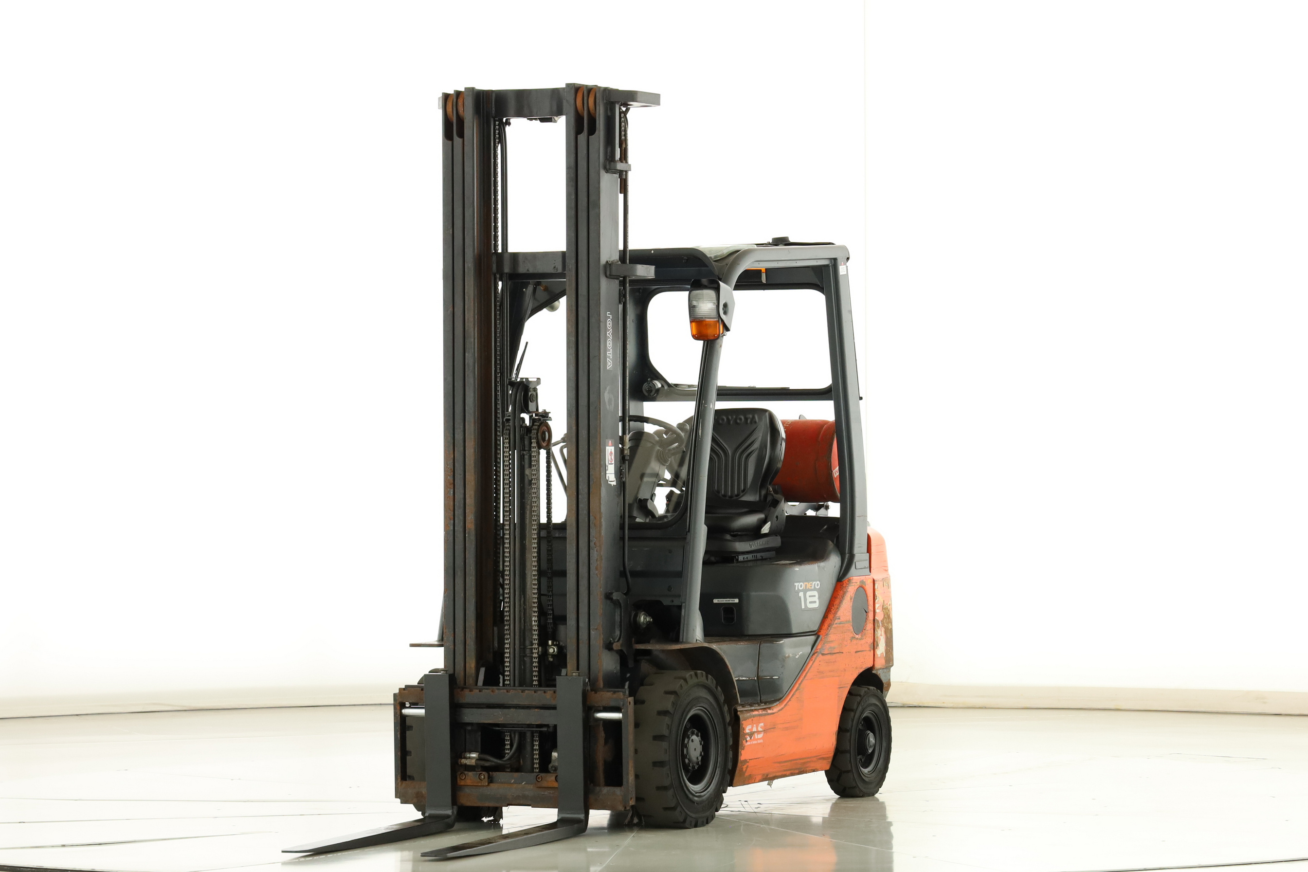 176753 Toyota 02-8-FGF-18