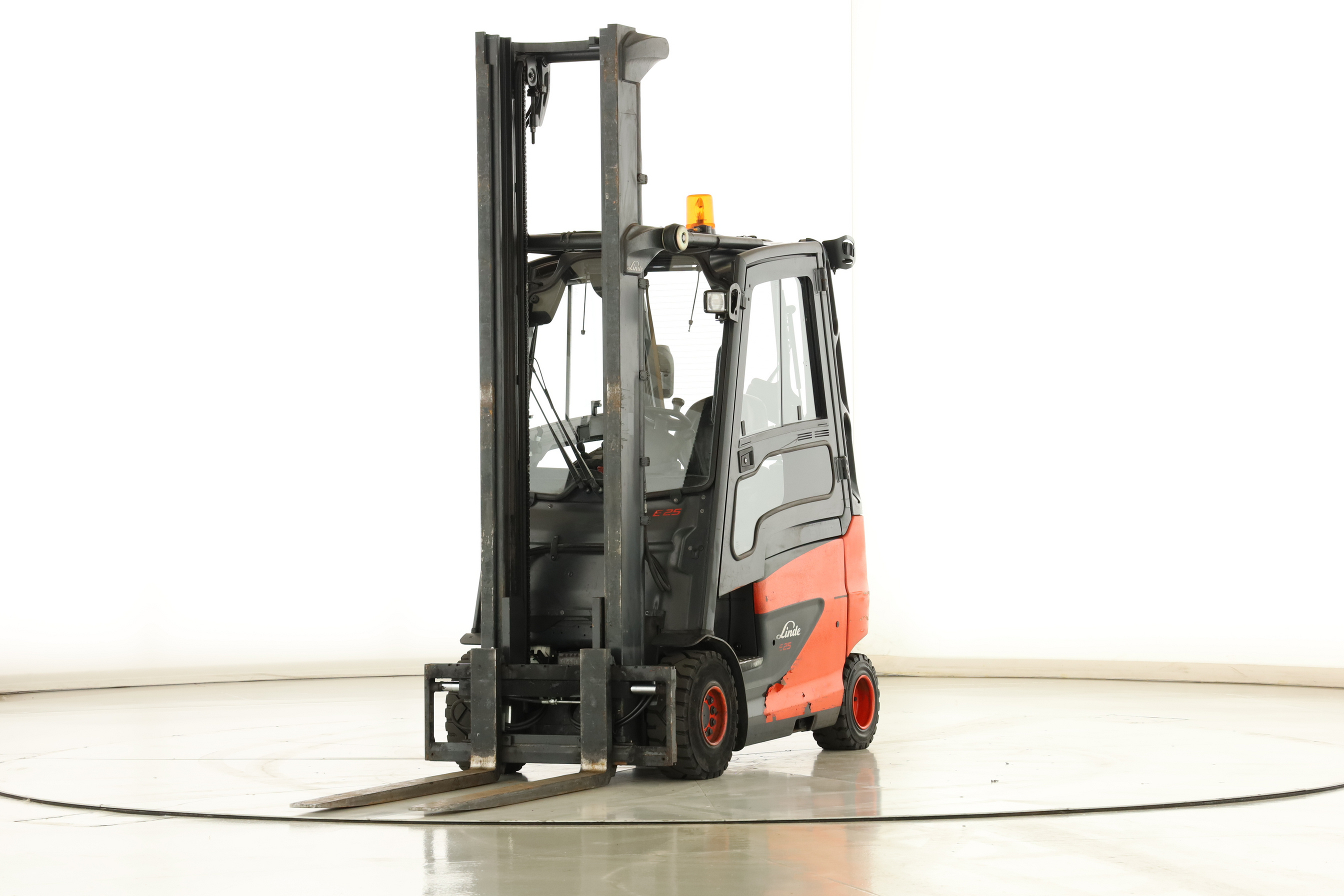 176856 Linde E-25-H-01-600 (387)
