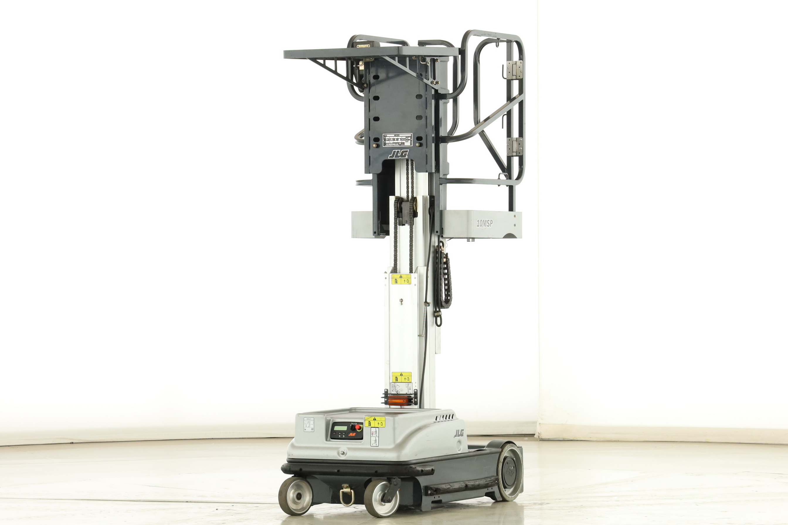 177042 JLG 10-MSP