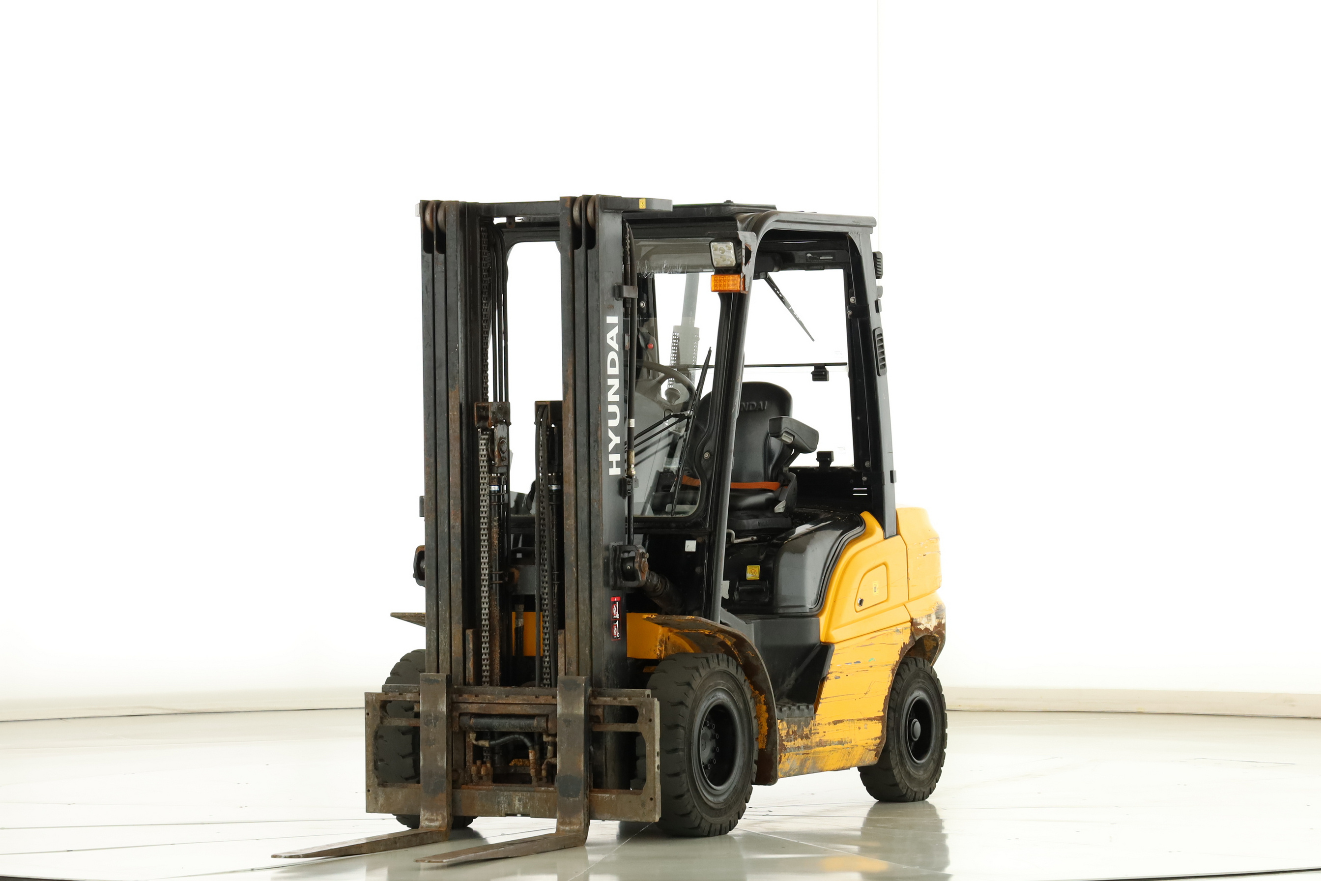 177182 Hyundai 25-D-9