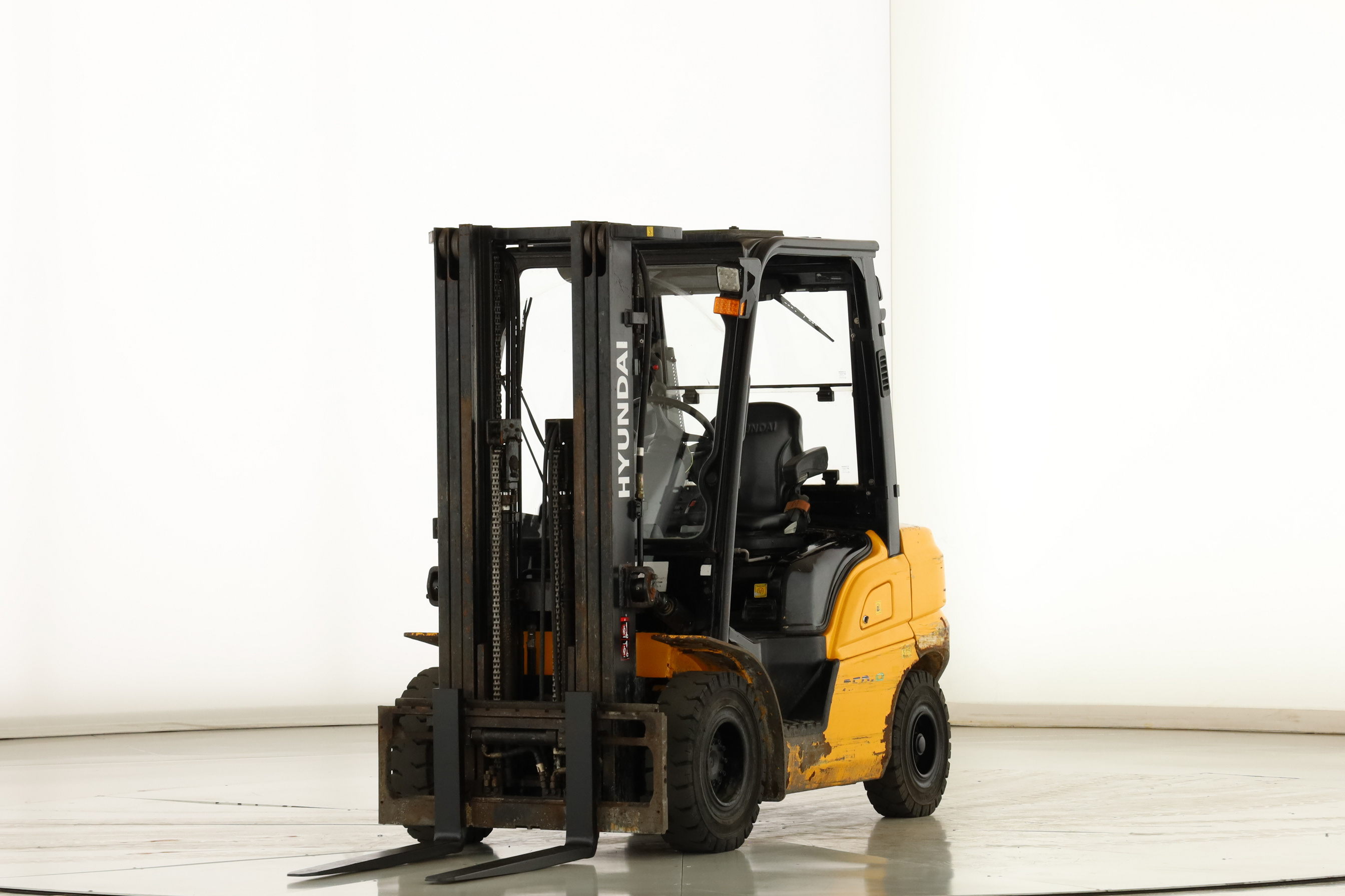 177183 Hyundai 25-D-9