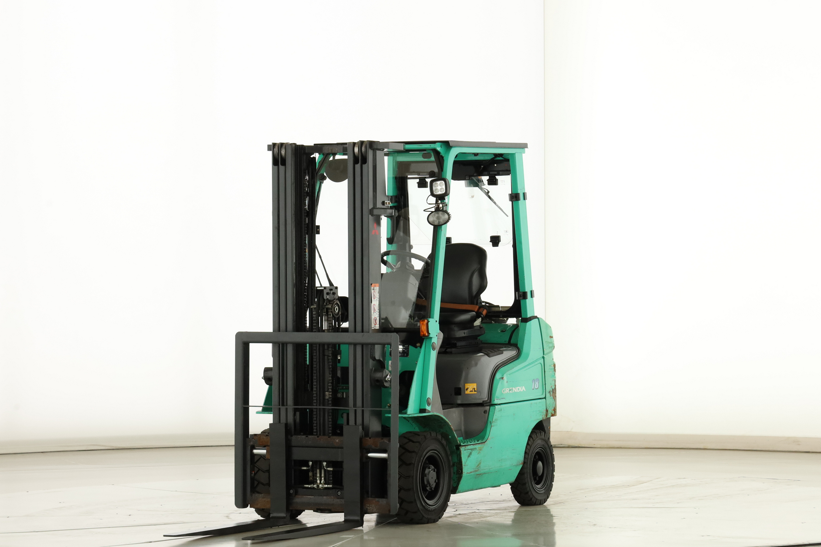 177187 Mitsubishi FG-18-NT