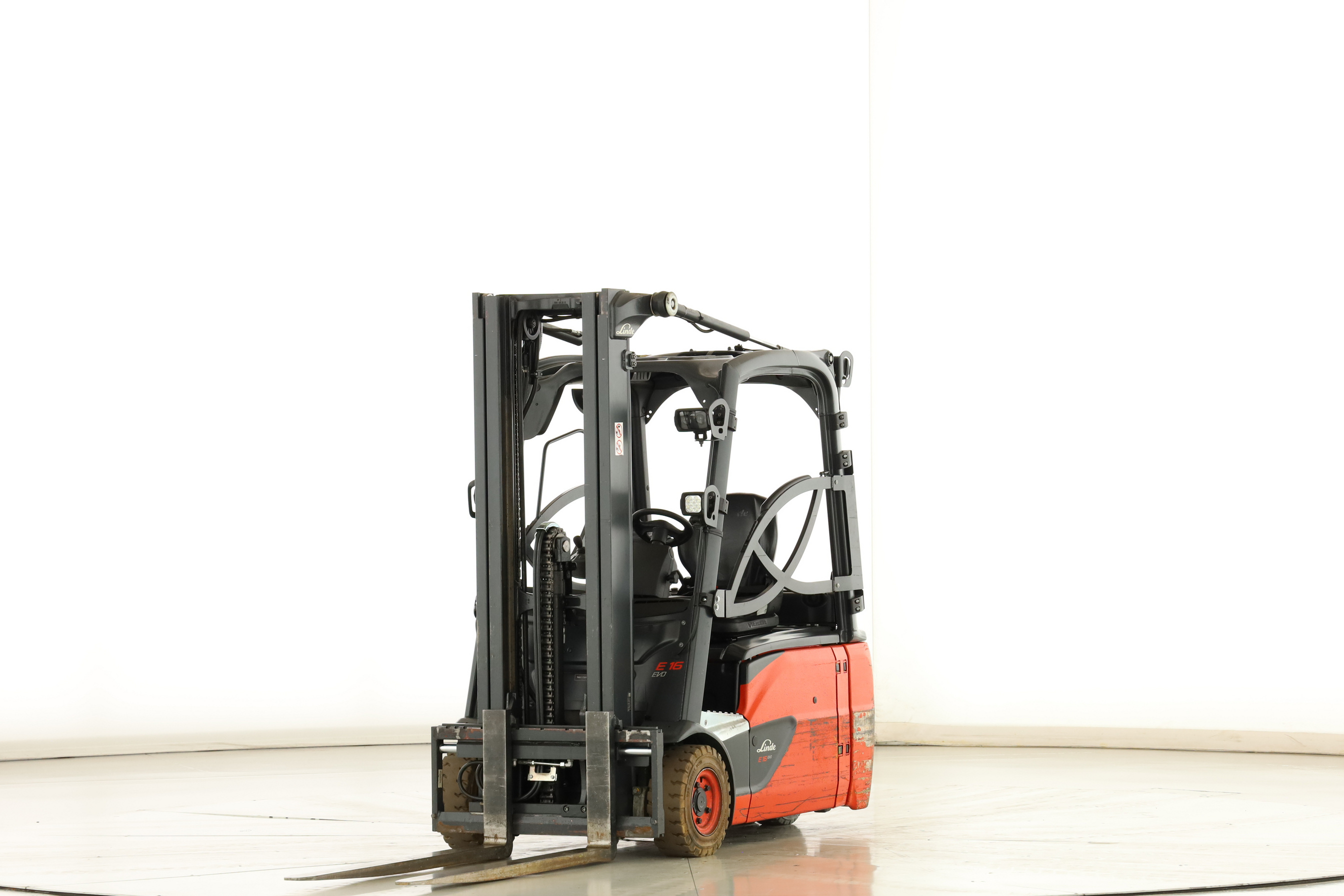 177228 Linde E-16-L-02 (386)