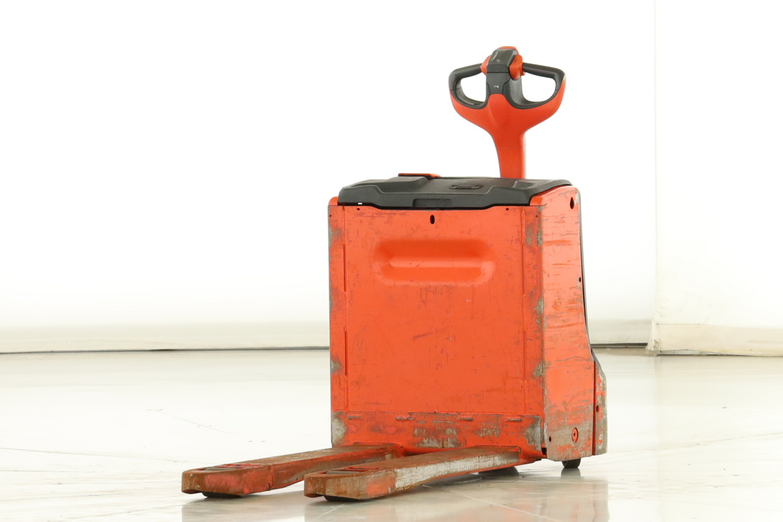 177421 Linde T-16 (1152)