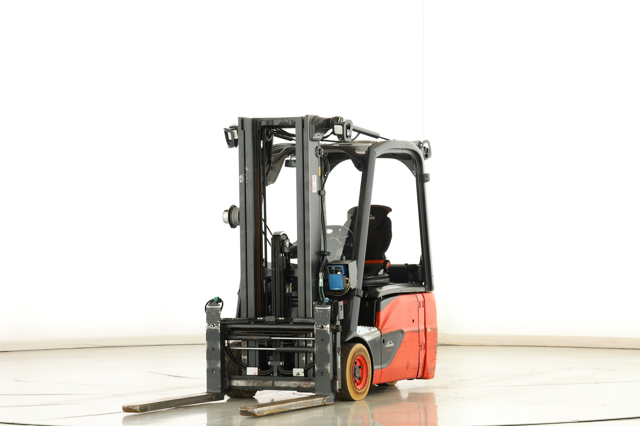 177460 Linde E-16-02 (386)