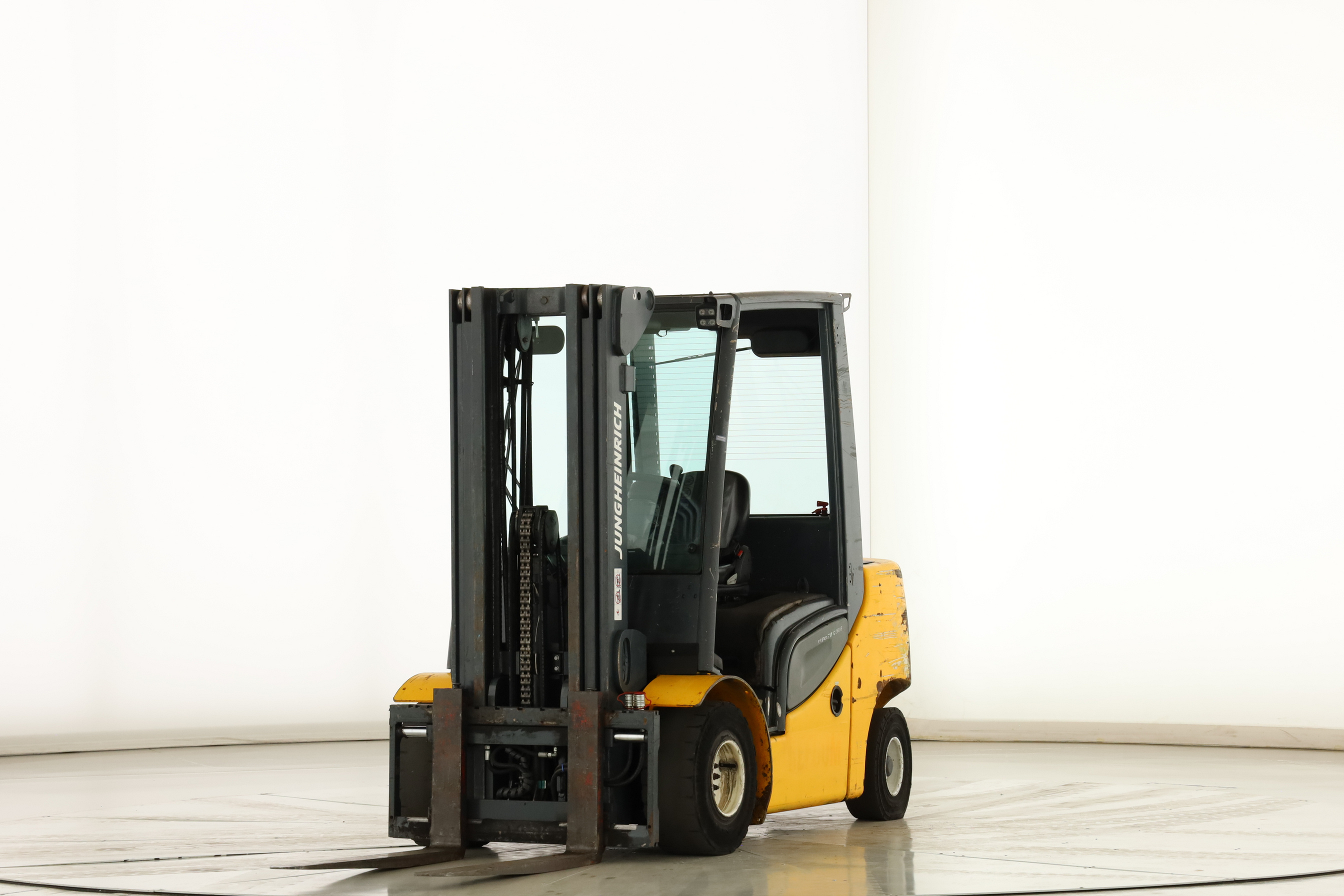 177470 Jungheinrich DFG-430-S