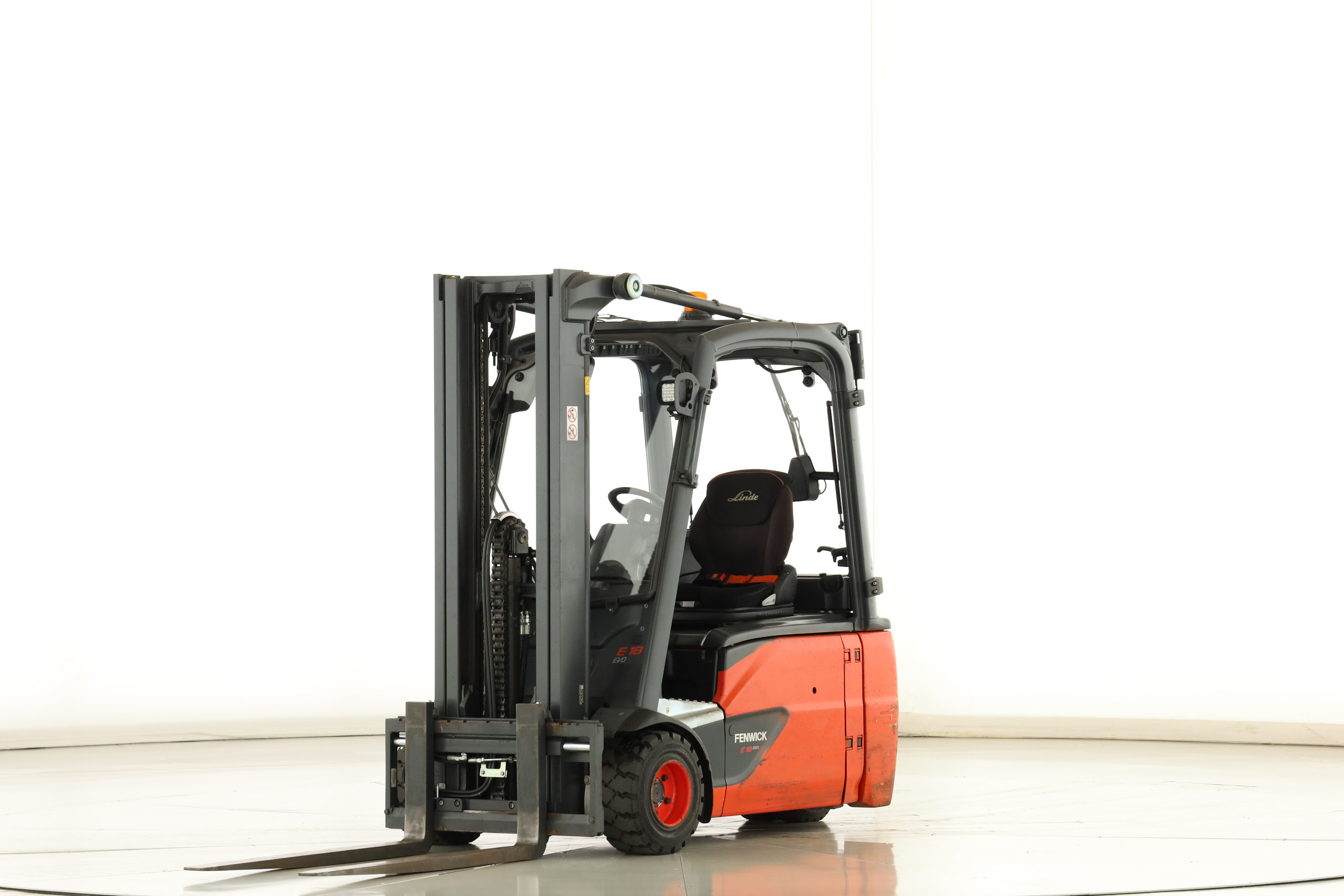 177471 Linde E-18-L-02 (386)