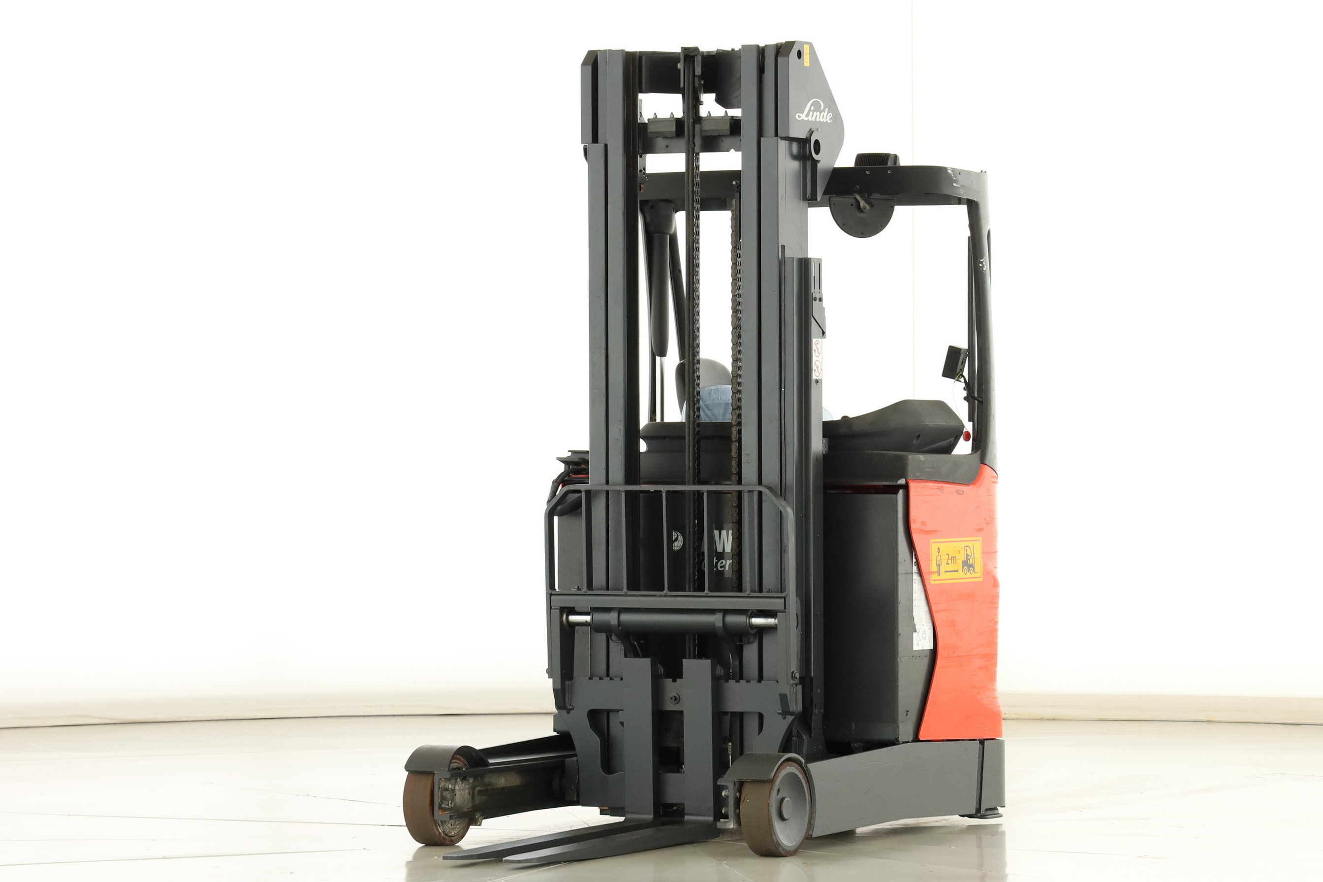 177542 Linde R-16-01 (1120)