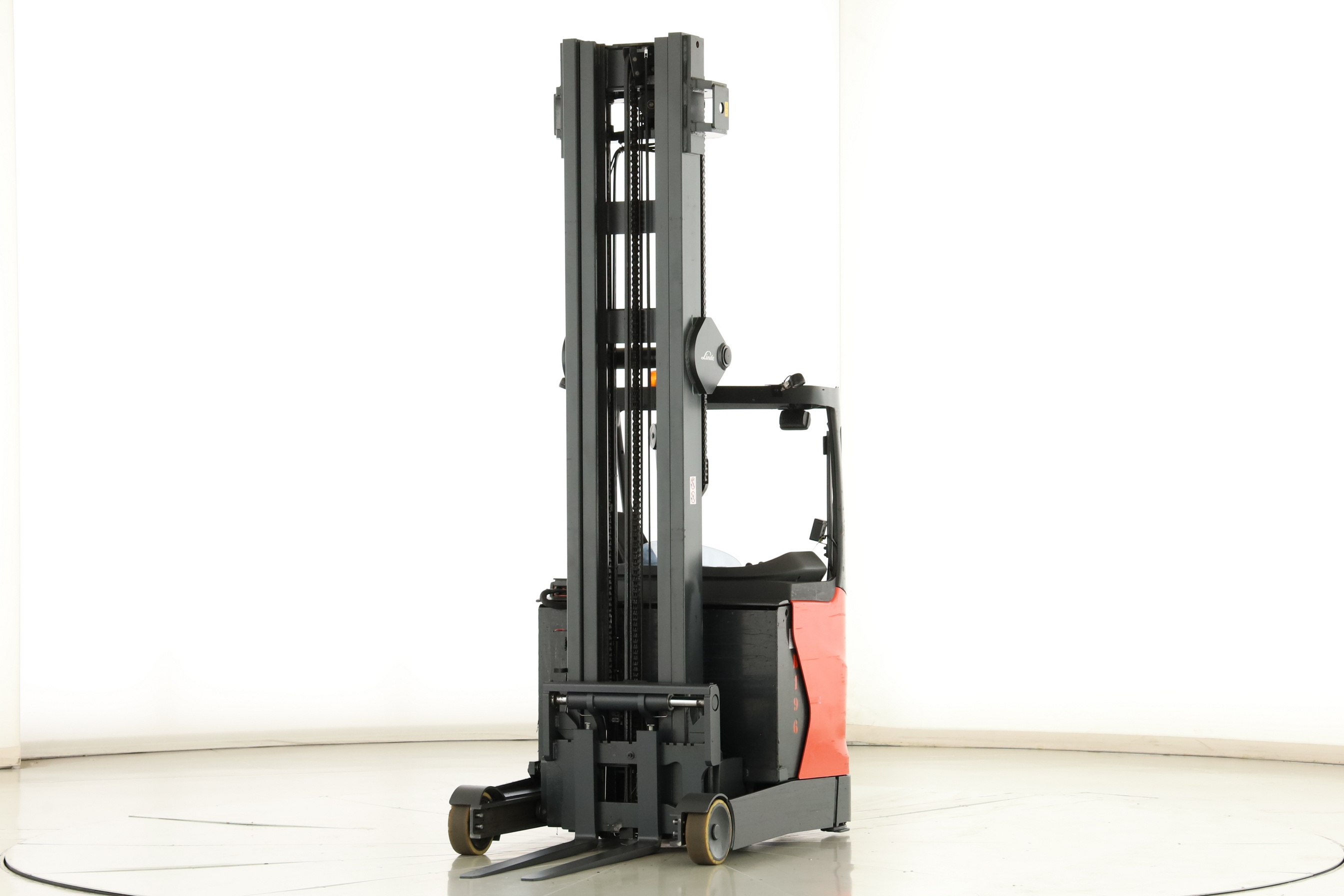 177599 Linde R-16-HD-01 (1120)