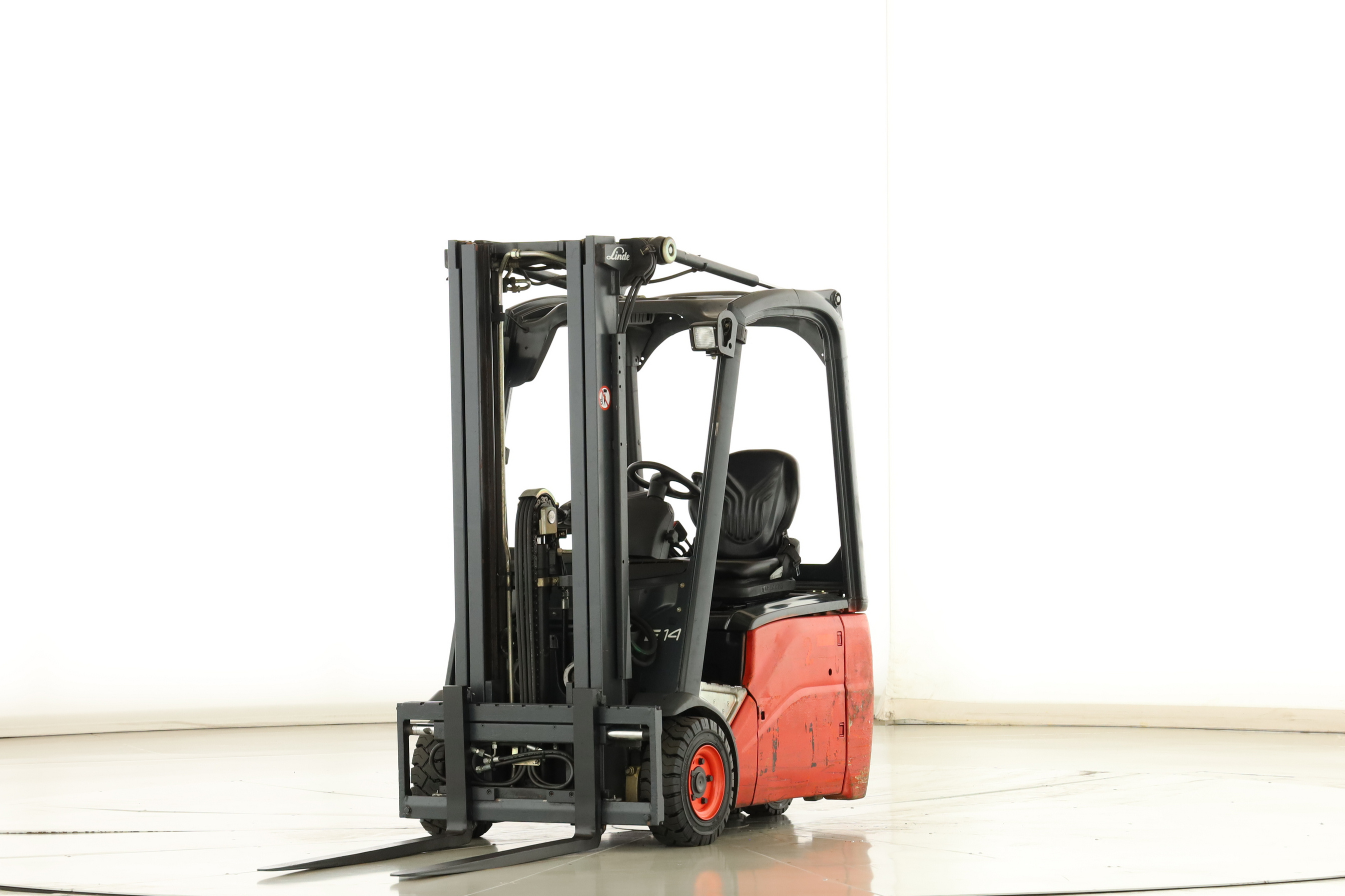 177718 Linde E-14-01 (386)