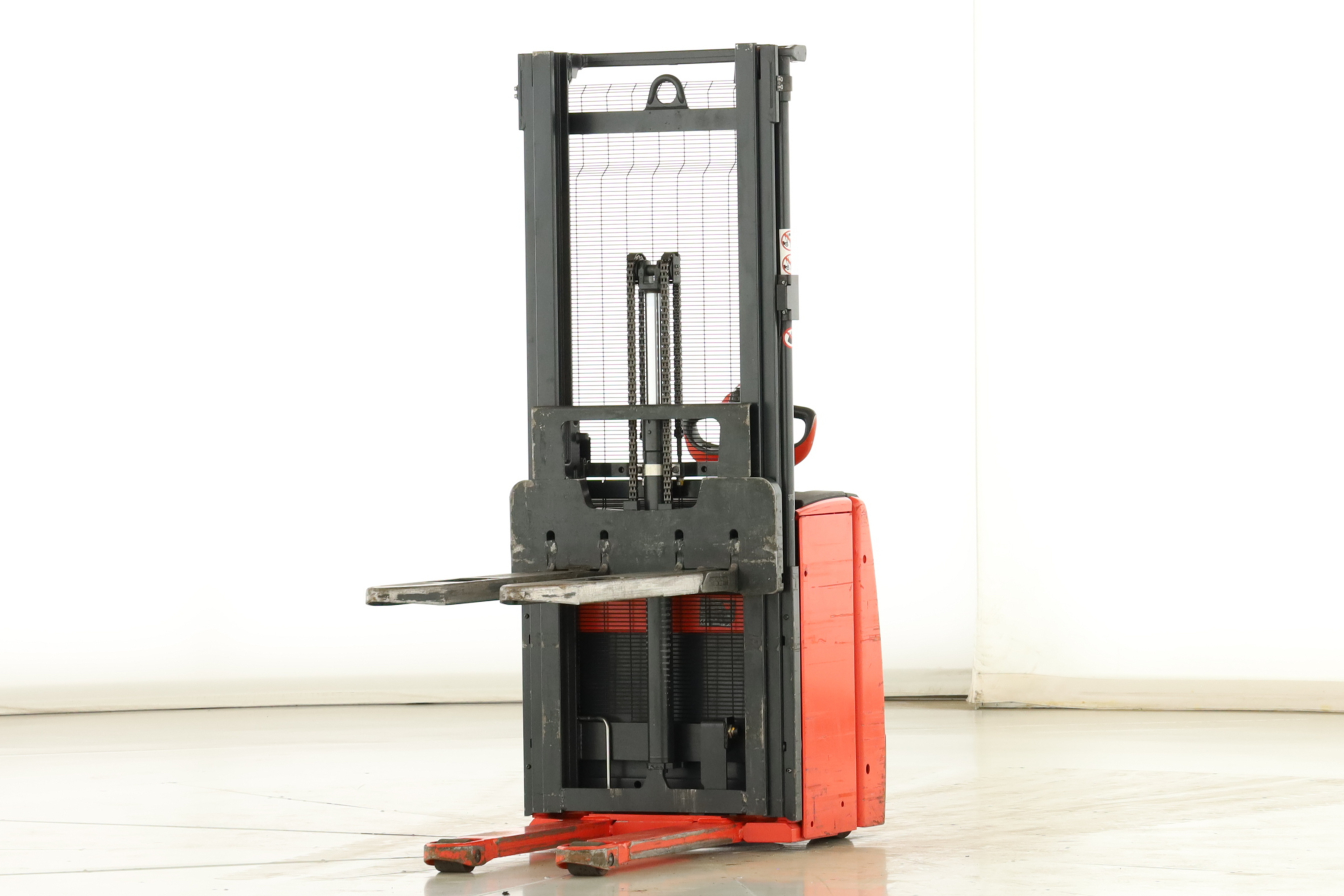 178045 Linde L-16 (1173)