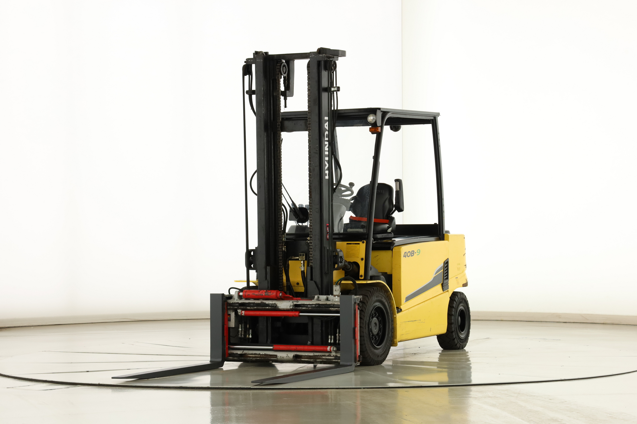 178368 Hyundai 40-B-9