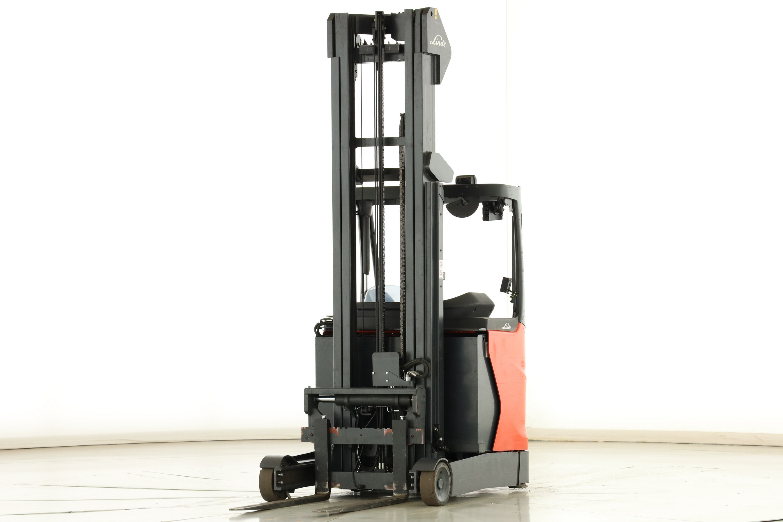 178381 Linde R-14-01 (1120)