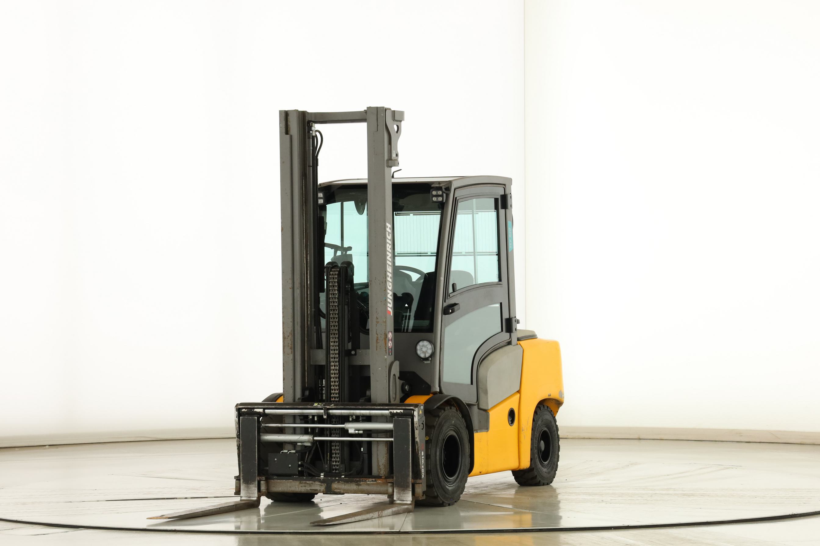 178533 Jungheinrich DFG-435