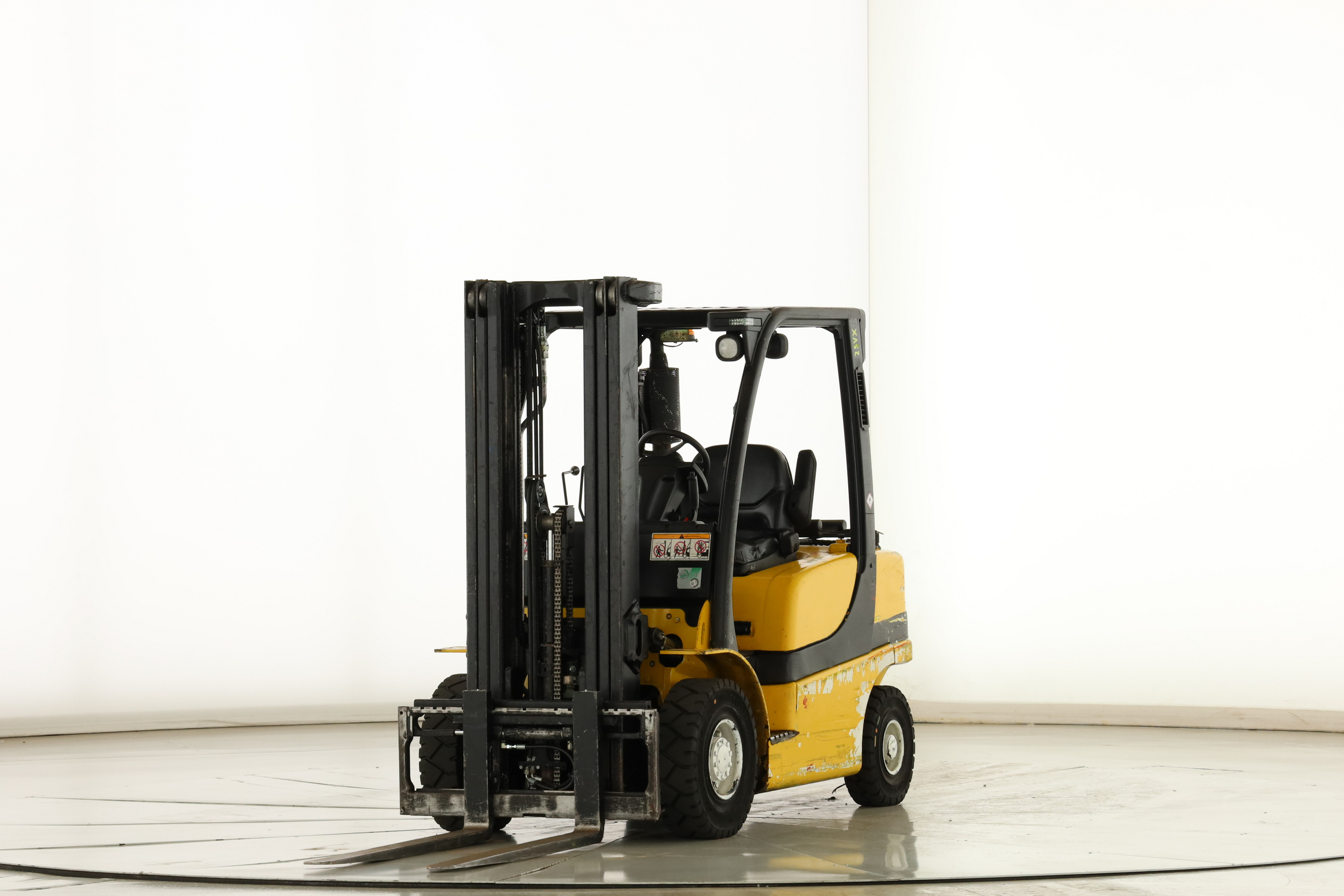 178580 Yale GLP-25-VX E-2120