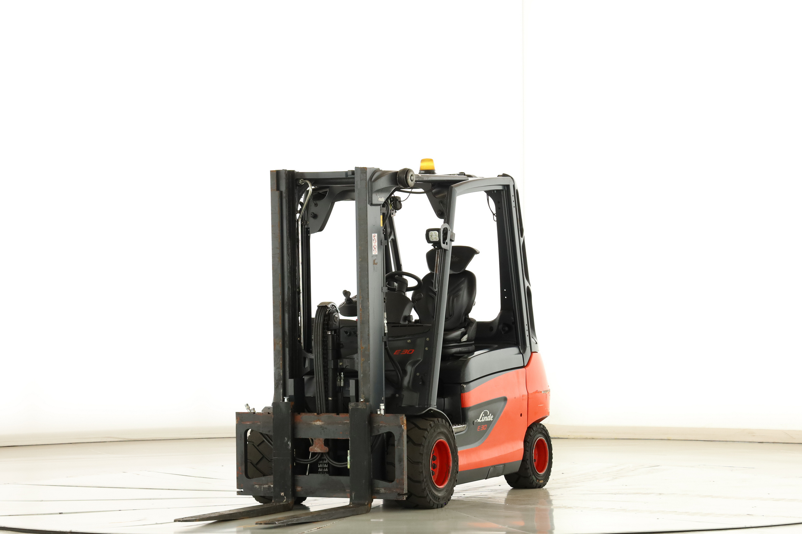 178619 Linde E-30-01 (387)