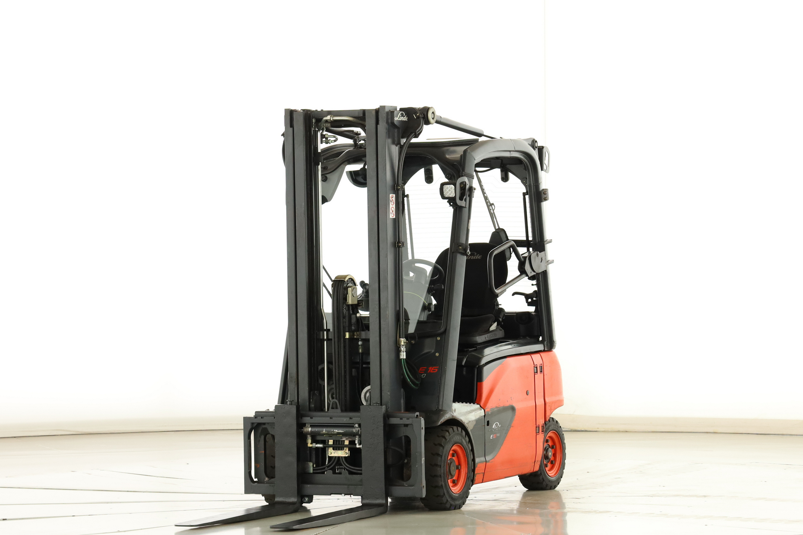 178621 Linde E-16-P-02 (386)