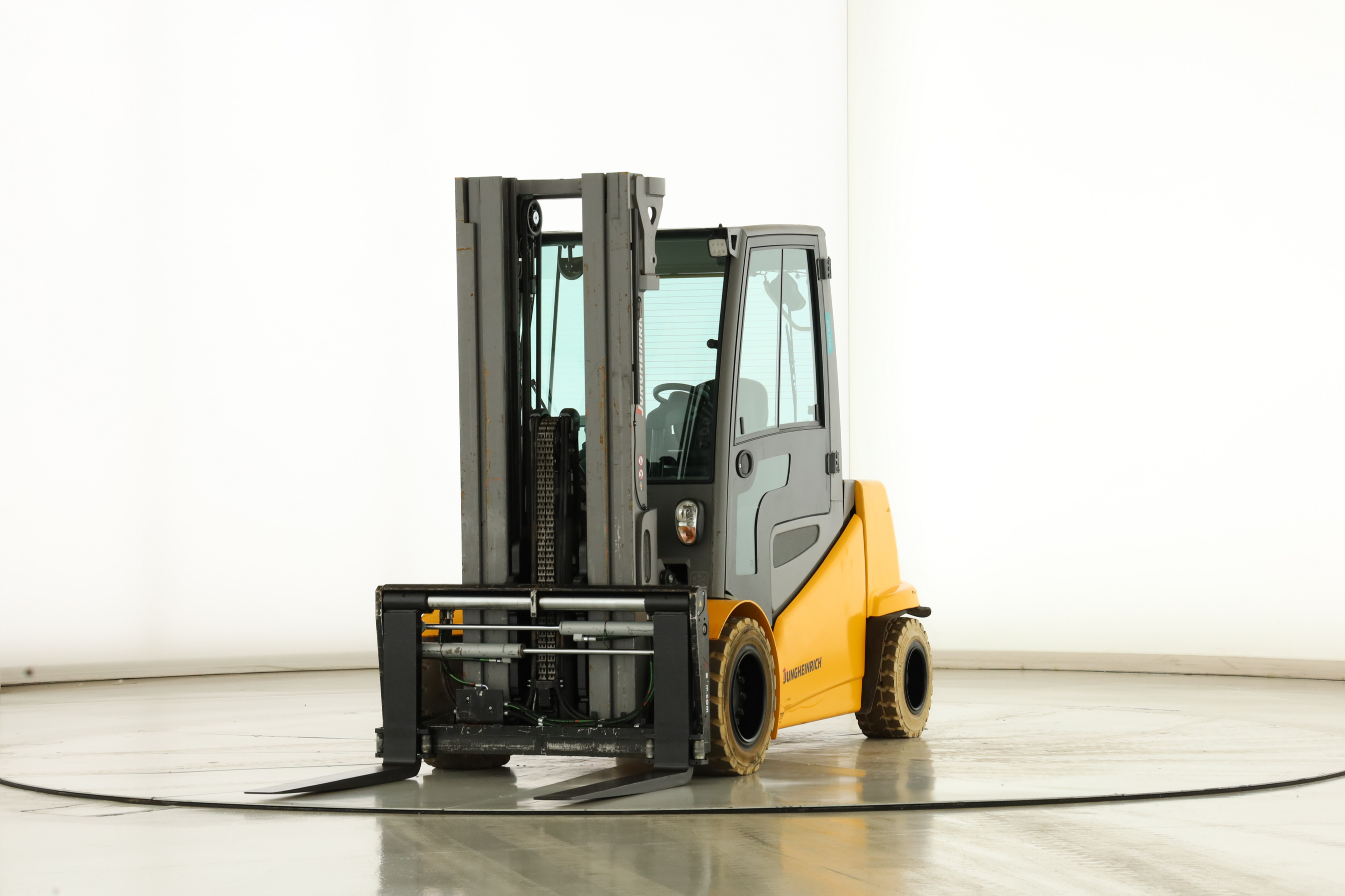 179027 Jungheinrich EFG-S-550-S
