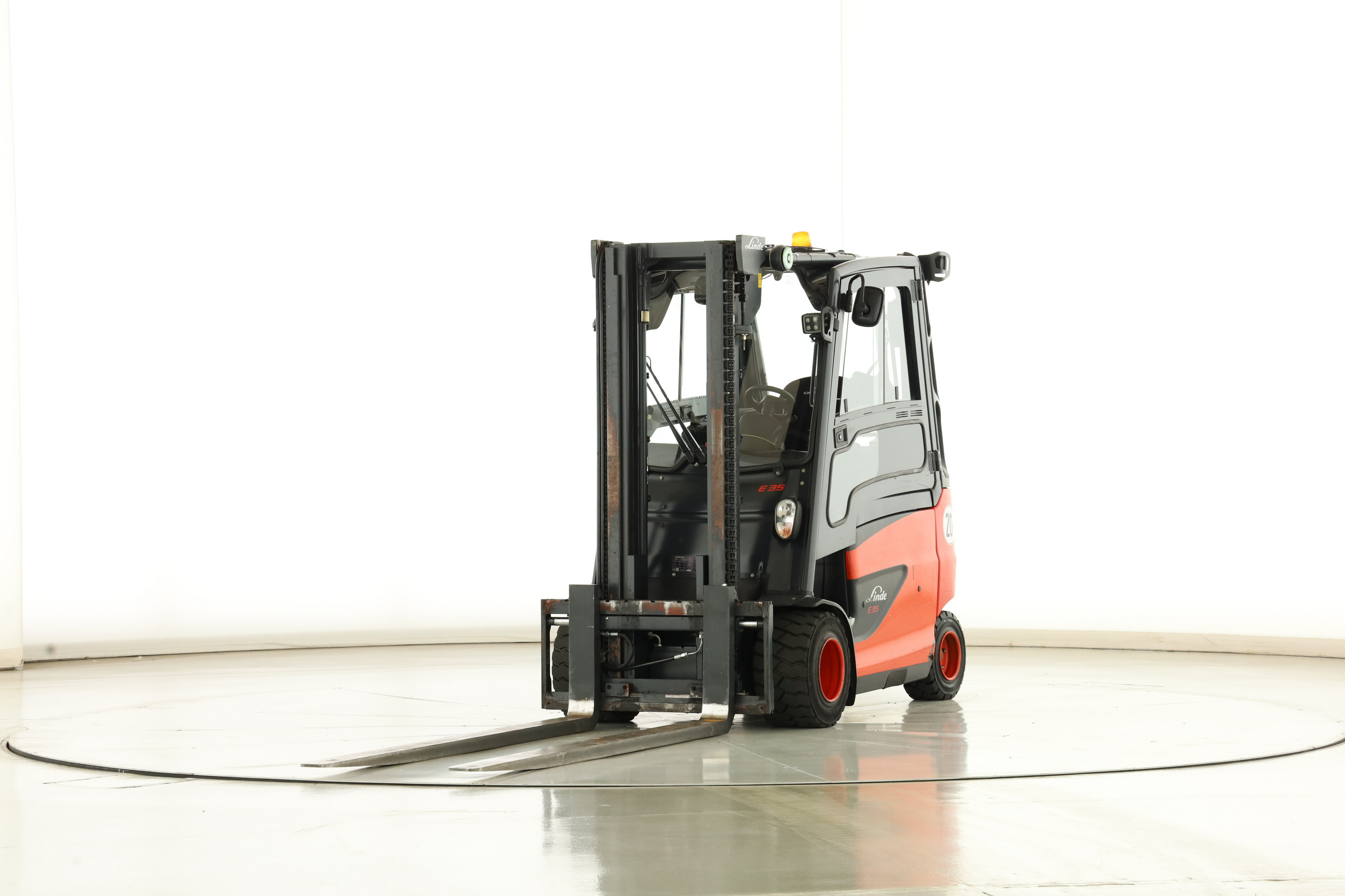 179053 Linde E-35-HL-01 (387)
